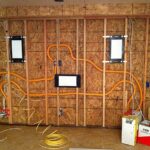 CÓ NÊN ĐI ĐƯỜNG ĐIỆN ÂM TƯỜNG KHÔNG? NHỮNG LƯU Ý KHI LẮP ĐẶT ĐIỆN ÂM TƯỜNG